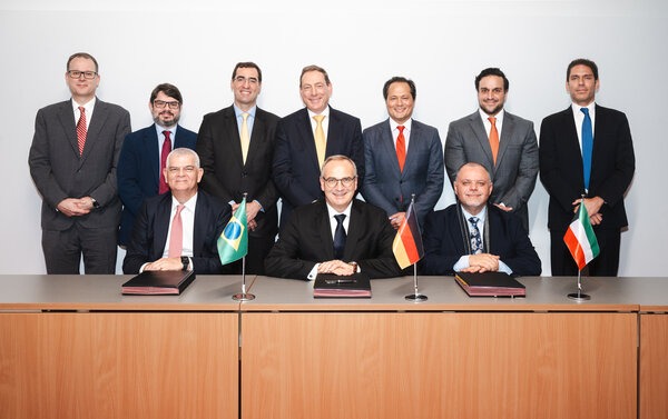 SEFE Securing Energy for Europe, Eletrobras, and EnerTech have announced an ambitious partnership to deliver 200,000 tons of green hydrogen annually from Brazil to Germany and Europe starting in 2030. The collaboration marks a major milestone in advancing global decarbonization efforts, leveraging Brazil’s vast hydropower resources and SEFE’s expertise in European energy markets. Under a Joint Study Agreement (JSA) signed in Berlin, the partners will develop a green hydrogen production project in Brazil, powered by hydropower and other renewable sources. SEFE will handle the conversion of hydrogen to green ammonia for efficient shipping to Germany, where it will be processed and supplied to European customers via a dedicated hydrogen infrastructure. A Green Hydrogen Bridge Between Continents This partnership unites industry leaders with a shared vision of sustainable energy: Eletrobras, Brazil’s premier renewable energy company, generates more than 90% of its electricity from clean hydropower. EnerTech, a Kuwaiti company specializing in sustainable infrastructure, initiated the partnership and brings expertise in hydrogen development. SEFE, committed to securing Europe’s energy supply and leading the energy transition, will exclusively market and distribute the hydrogen in Europe. Leaders’ Perspectives on the Collaboration Dr. Egbert Laege, CEO of SEFE, highlighted the significance of the agreement: “This is our first partnership with South America and the regional leader in renewable energy. By investing in green hydrogen production and adding these supplies to our portfolio, we are achieving our dual goal of securing Europe’s energy supply and advancing the energy transition.” Hamead Ahrary, CSO at SEFE, added: “This collaboration with Eletrobras and EnerTech allows us to offer our customers competitive and innovative solutions to decarbonize their operations. It reinforces our commitment to making green hydrogen a cornerstone of Europe’s energy future.” Italo Freitas, Eletrobras Executive Vice President of Commercialization, emphasized the project’s alignment with global climate goals: “With 97% of our energy already clean, this partnership expands our commitment to decarbonization by bringing green hydrogen to Germany and Europe. Helping achieve their climate targets is an honour and aligns perfectly with our strategy to become a Net Zero company by 2030.” Anas Meerza, Chairman of EnerTech, celebrated the collaboration’s global impact: “This groundbreaking partnership showcases our commitment to advancing green hydrogen adoption. Together with SEFE and Eletrobras, we are driving large-scale decarbonization, aligned with Kuwait’s and global sustainability goals.” A Bold Step Toward Global Decarbonization The project represents a pioneering example of cross-continental green hydrogen supply, setting the stage for a robust hydrogen value chain between South America and Europe. By combining renewable energy resources, innovative hydrogen technologies, and established infrastructure, the partnership aims to lead the way in achieving a sustainable energy future. This collaboration underscores the potential of international partnerships to accelerate decarbonization and address climate challenges on a global scale.