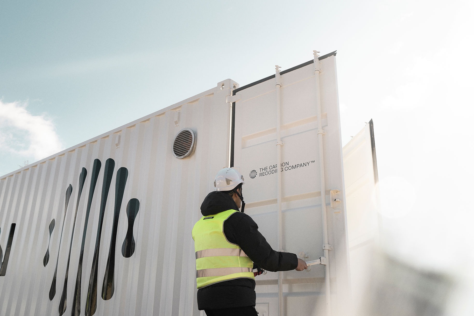 Liquid Sun Launches Groundbreaking eSAF Pilot in Finland with ABB, Finnair, Fortum, and Finavia